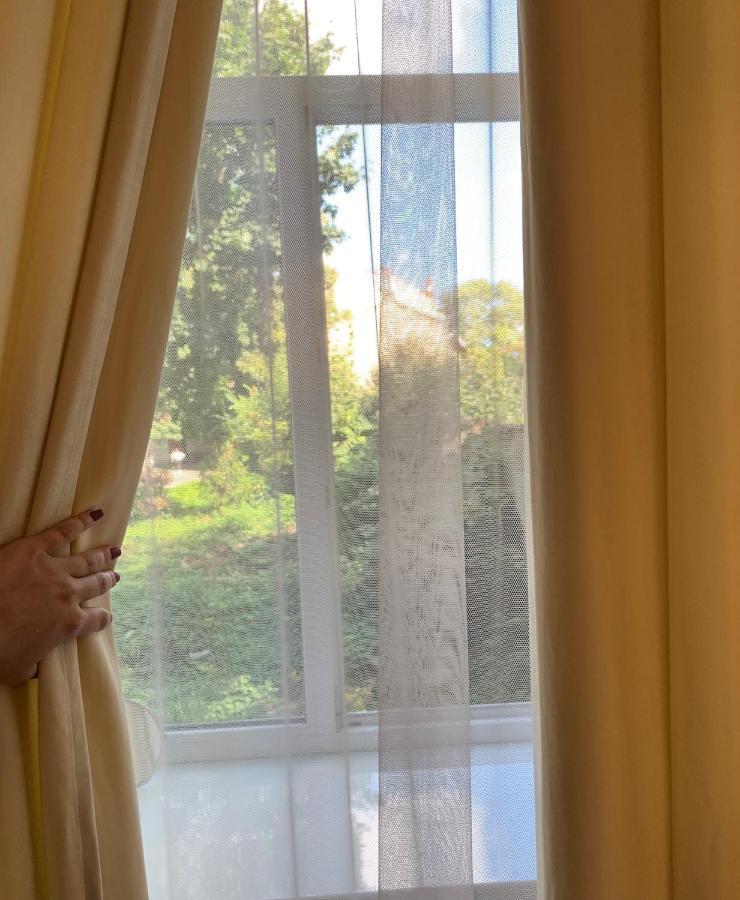 Siesta Apartment On Stefanyka Λβιβ Εξωτερικό φωτογραφία