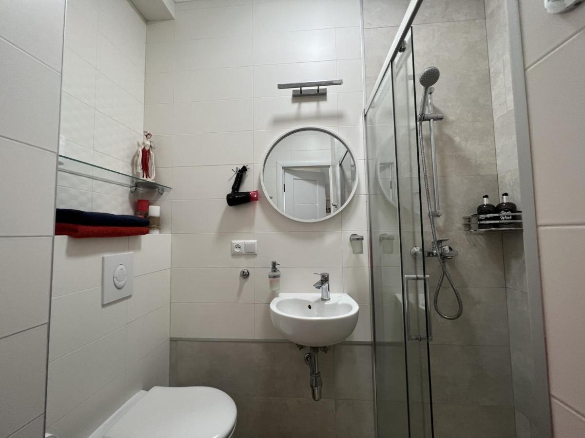 Siesta Apartment On Stefanyka Λβιβ Εξωτερικό φωτογραφία
