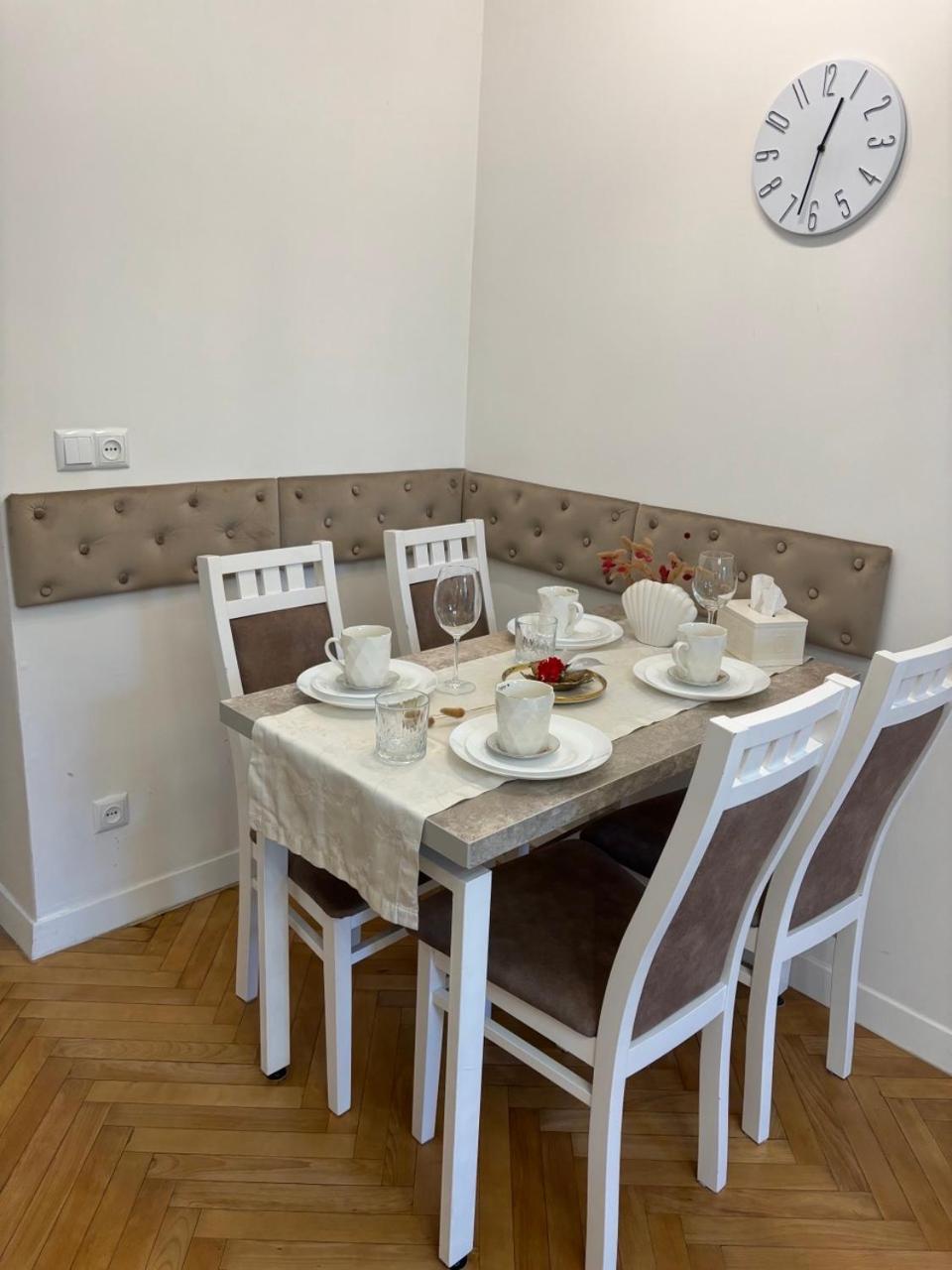 Siesta Apartment On Stefanyka Λβιβ Εξωτερικό φωτογραφία